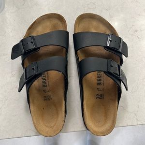 Birkenstock sandals size 39